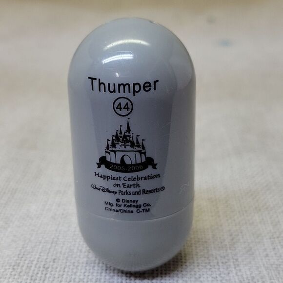 Disney's Thumper bundle. 3 books, pin, Wobble figure - Picture 10 of 12